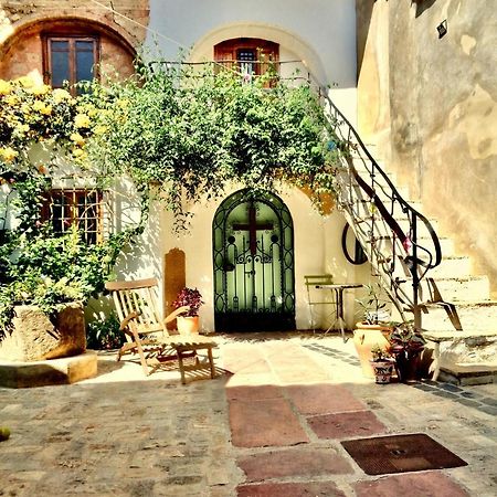 Oliva Courtyard Guesthouse Luaran gambar
