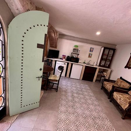 Oliva Courtyard Guesthouse Luaran gambar