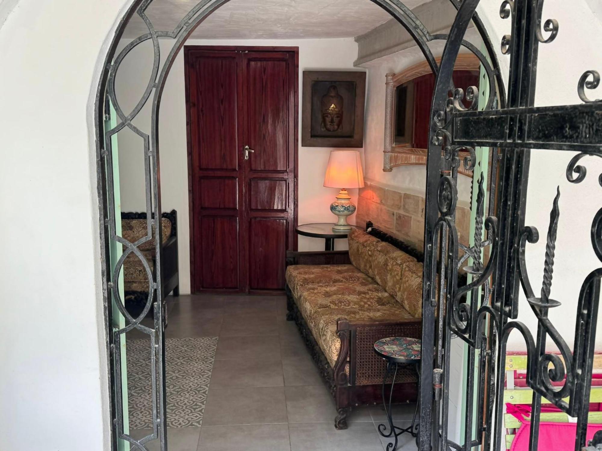Oliva Courtyard Guesthouse Luaran gambar